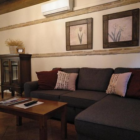Apartamentos La Casa Del Grial Toledo Eksteriør bilde