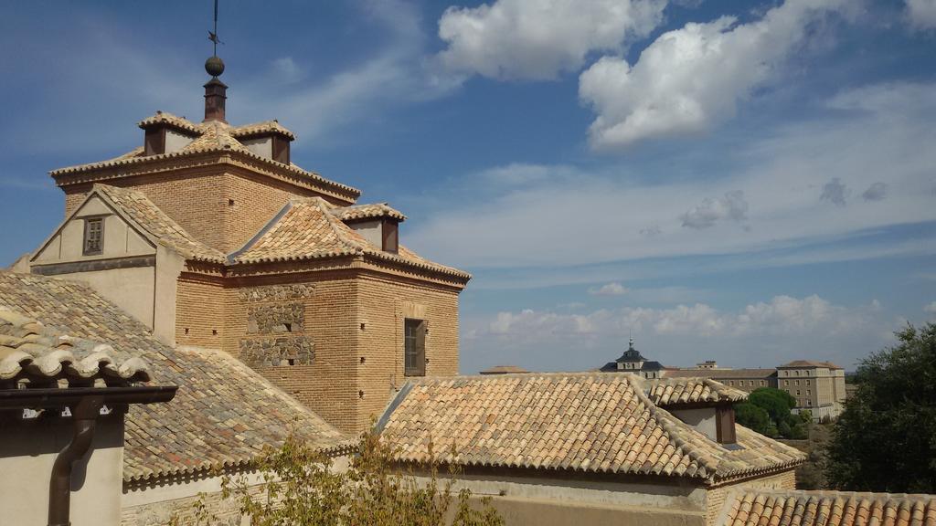 Apartamentos La Casa Del Grial Toledo Eksteriør bilde