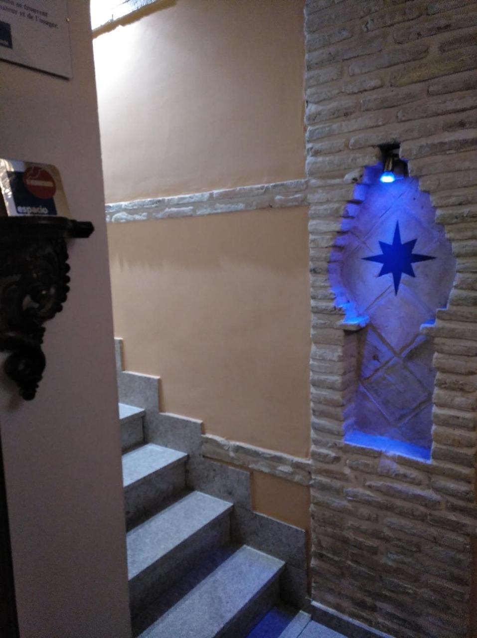 Apartamentos La Casa Del Grial Toledo Eksteriør bilde