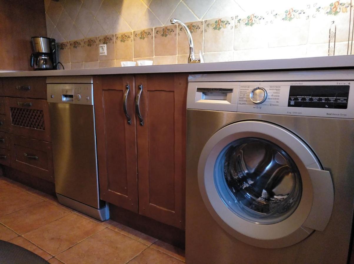 Apartamentos La Casa Del Grial Toledo Eksteriør bilde